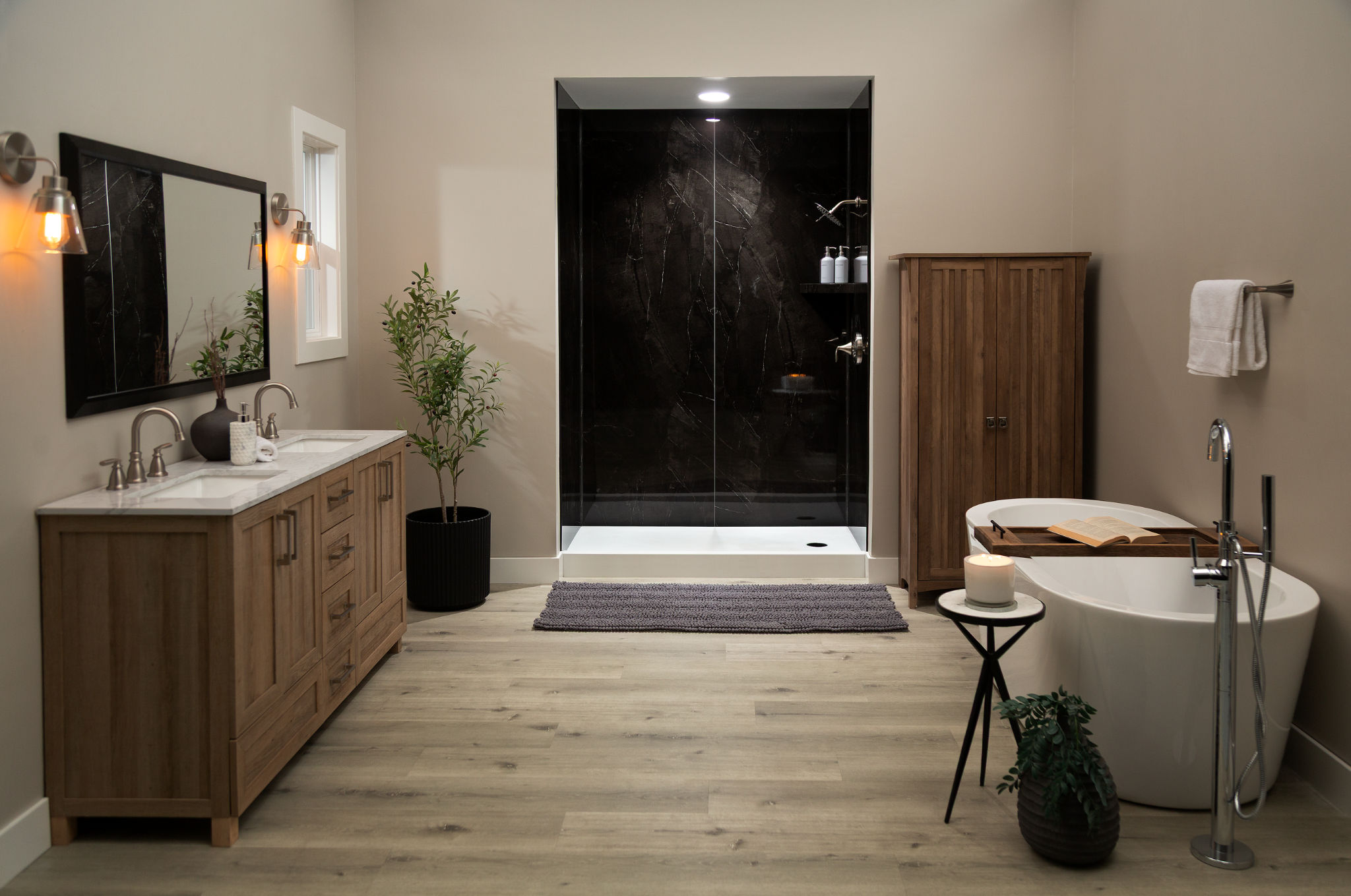 Black Ice Plus 1 | World Tile Company